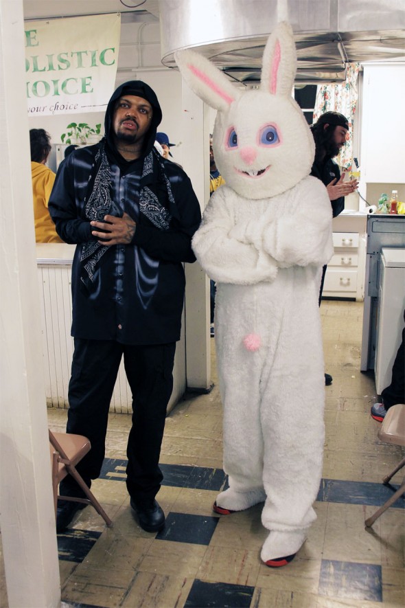 Ha! Easter photos with DJ Paul.  #damafia6ix #sinnerstour